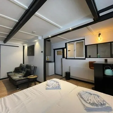Storm Apartment